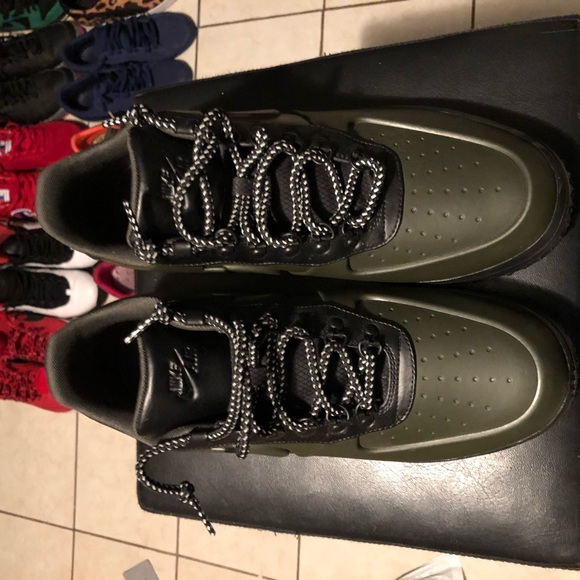 Air Force 1 - Picture 3 of 4